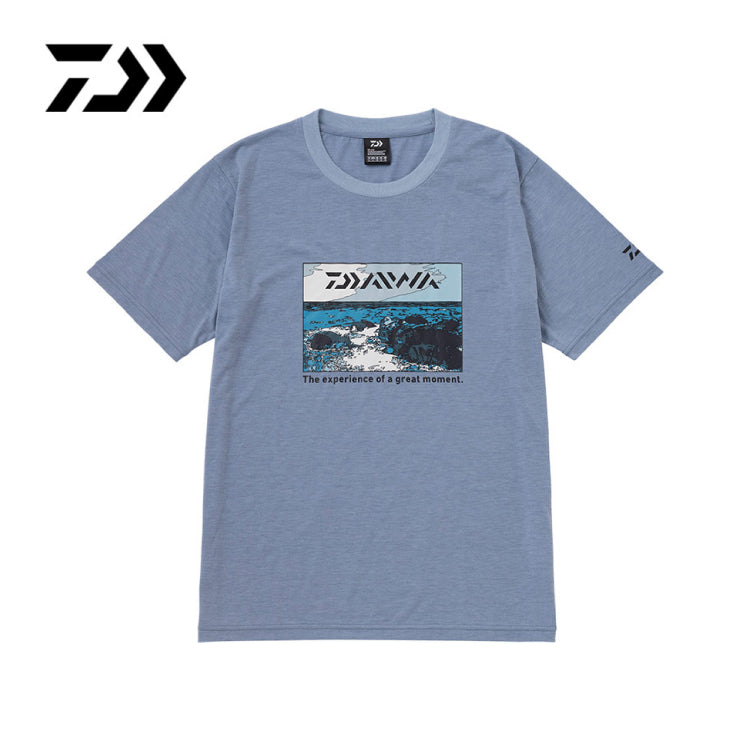 ダイワ(DAIWA)　DE-6123 グラフィックTシャツ サラシ ダルサックス (お取り寄せ)